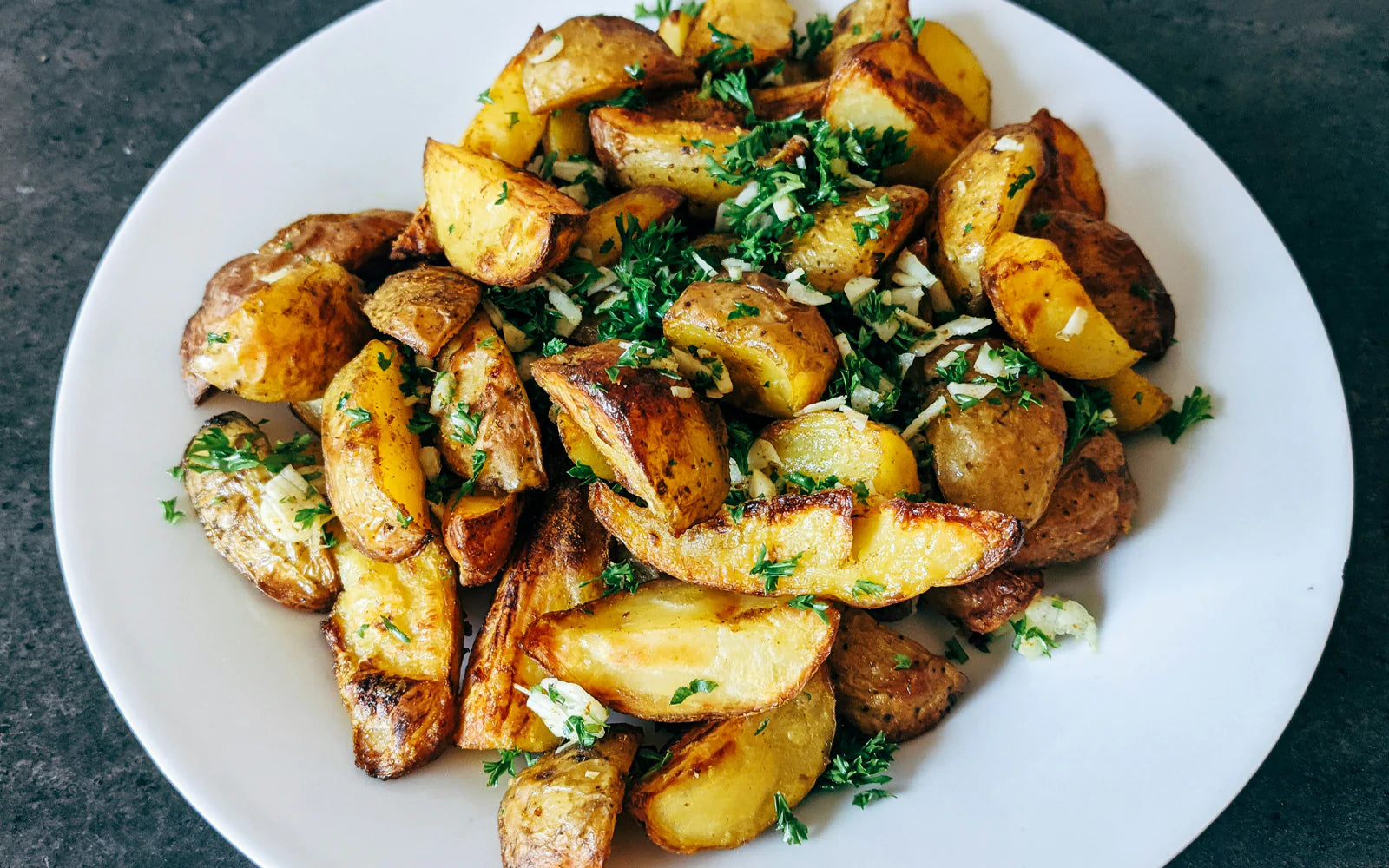 Greek Lemon Potatoes (Crispy, Easy)