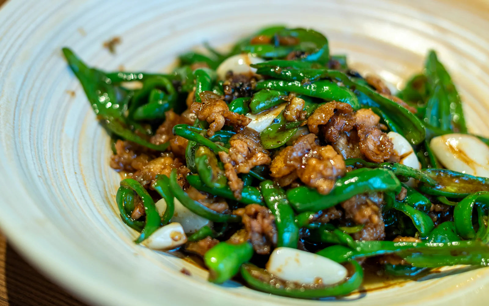 Szechuan Green Beans (Spicy, 15 Minutes)